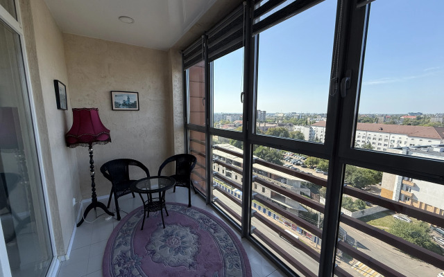 Апартаменты двухкомнатные у Росгартенских ворот