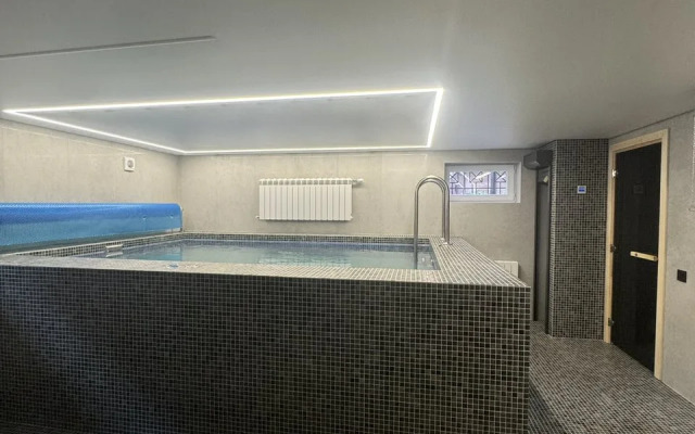Ostrov Very Na 13 CHelovek SPA kompleks Bania Na Drovakh Bassein Guest House