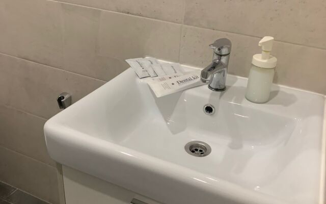 Апартаменты на Верхнеторговой 4