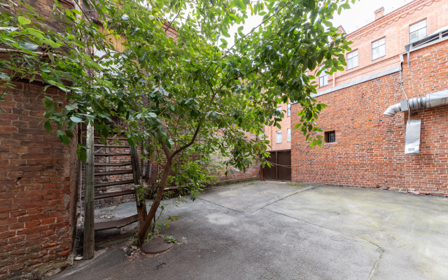 Strannaya кvartirka Flat