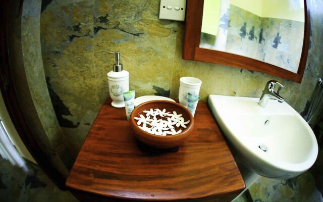 Yoho Hotel Himakara