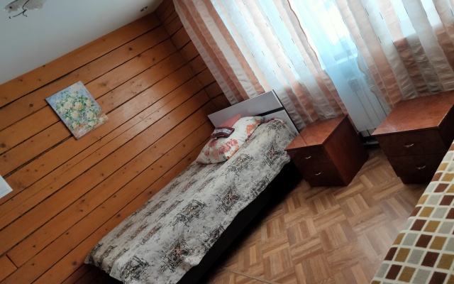 Khutorok Guest house