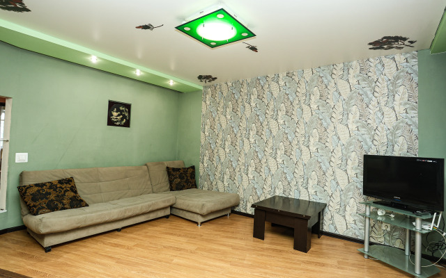 Квартира на Лебедева 16