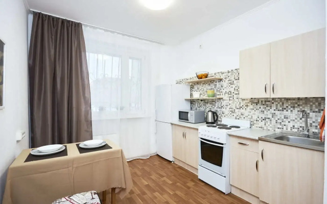 Dobrye Sutki Na Generala Strelbitskogo Flat