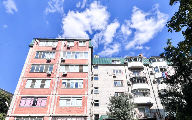 Shikarnaya V Aksae Apartments