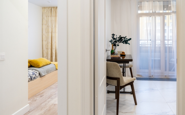 Vesna Na Izmaylovskom Flat