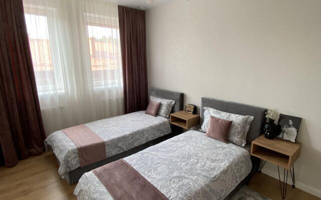 Квартира 3-х комнатная премиум с видом на озеро