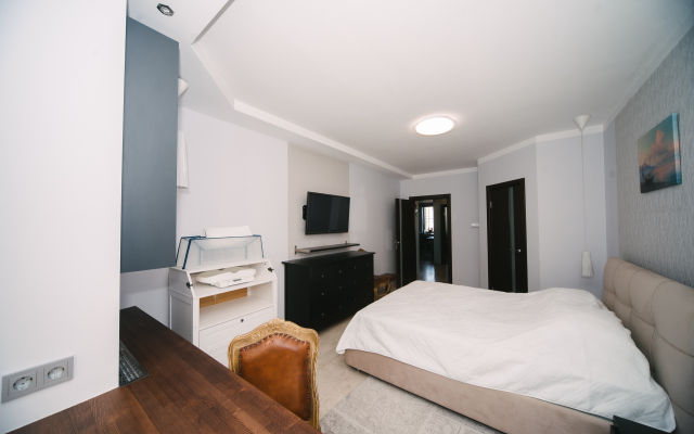 Gavan na Beregu Finskogo Zaliva Flat