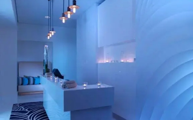 Yas Plaza Mangroves by IHG