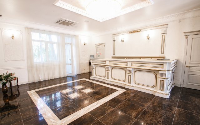 Goluboe Ozero Hotel