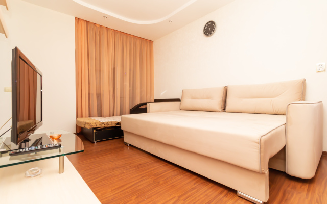 Апартаменты на Салютной 26