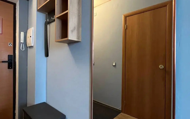 Milaya Studiya Vozle Aeroporta Flat