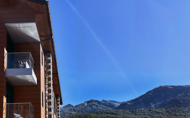 Vals Tsvetov Redance Hotel