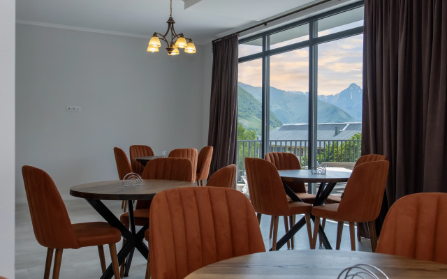 Residence Kazbegi Hotel