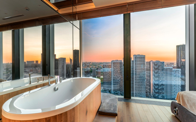Sky City Moscow vanna u okna! Zakatnaya storona na vsyu Moskvu Apartments
