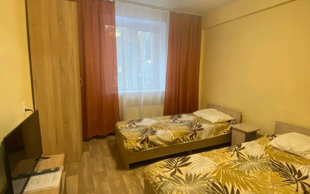 Variant Flat