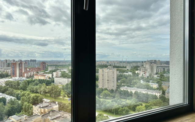 Vertikal Vozle Metro I Pamyatnika Apartments