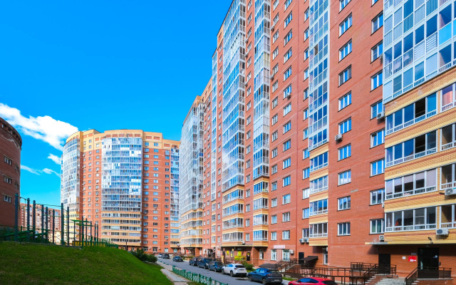 Kvartirka-Nsk Na Ul. Startovaya 1 Flat