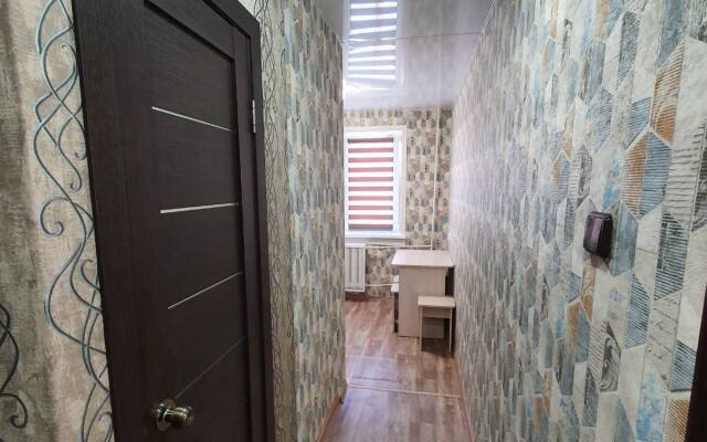 Na ulitse Obrucheva 6a Apartments