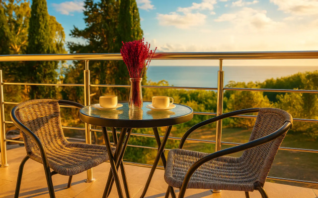 Manon Hotel