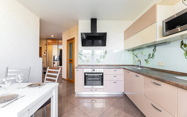 Na ulitse Skryganova, 4A Flat