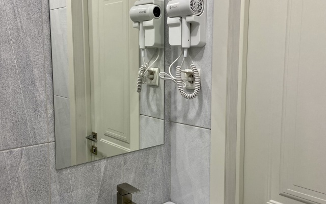 Otel AMSHOTEL