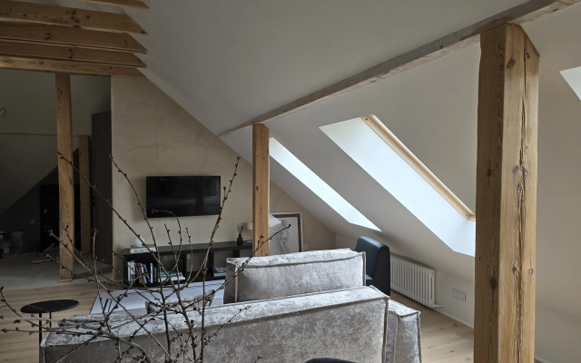 Mansarda S Vidom Na Verkhnee Ozero Flat
