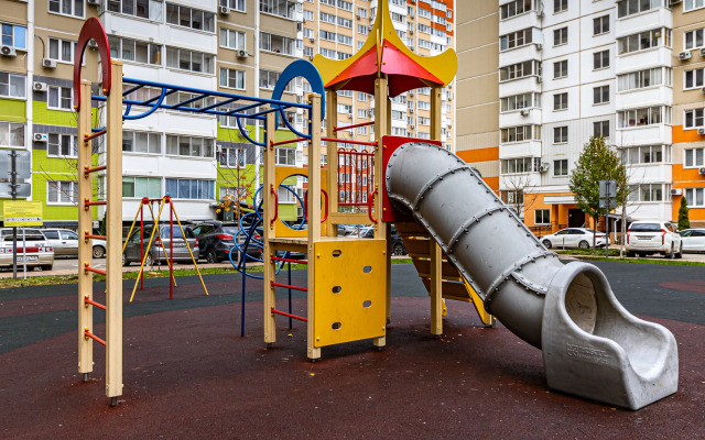 Квартира 2 Ночи на улице Генерала Трошева 25