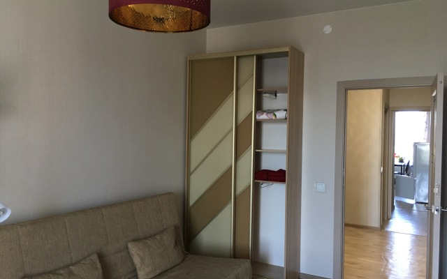 2-Bedroom u Metro Dvigatel Revolyutsii Flat