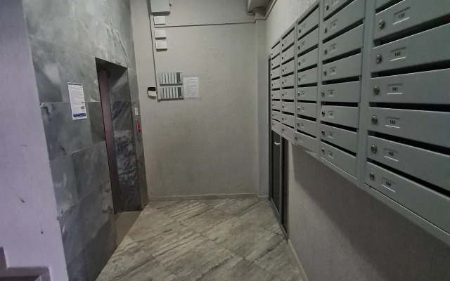 Na Beregu Chernogo Morya Flat