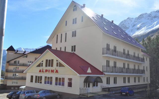 Hotel Alpina