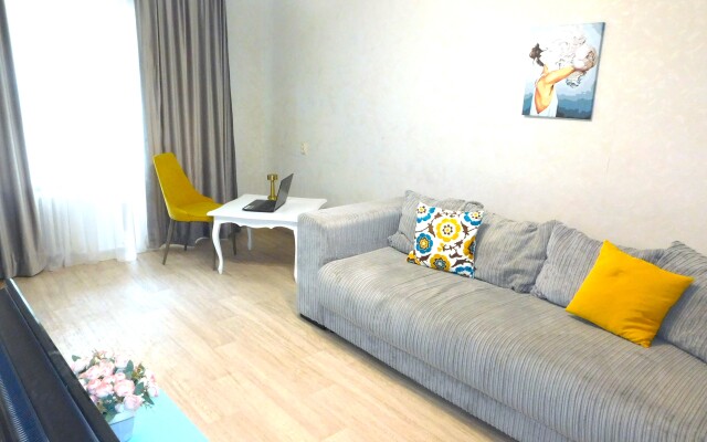 Na Ploshadi Lenina 8-2 Apartments