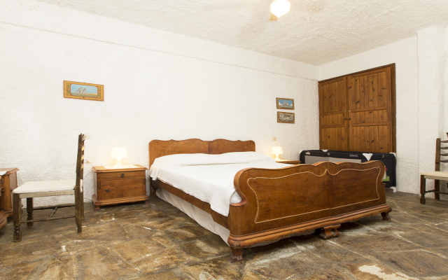 Greenlea Beachfront Spathies Villa