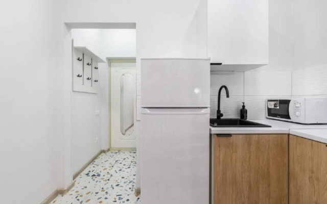 Квартира СтудияХаус с балконом и рядом с метро