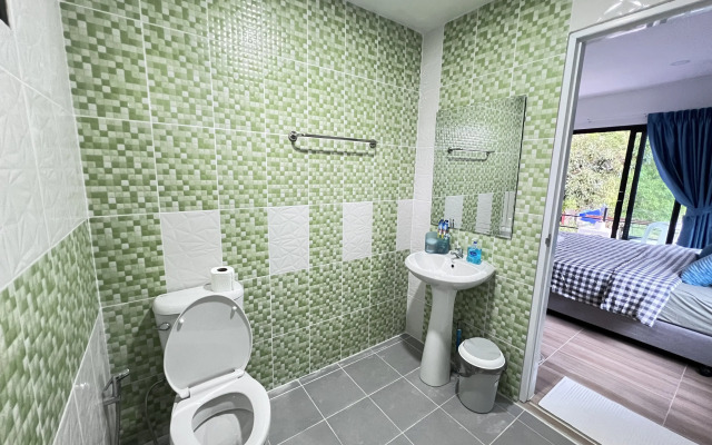 Paradise Corner Apartments