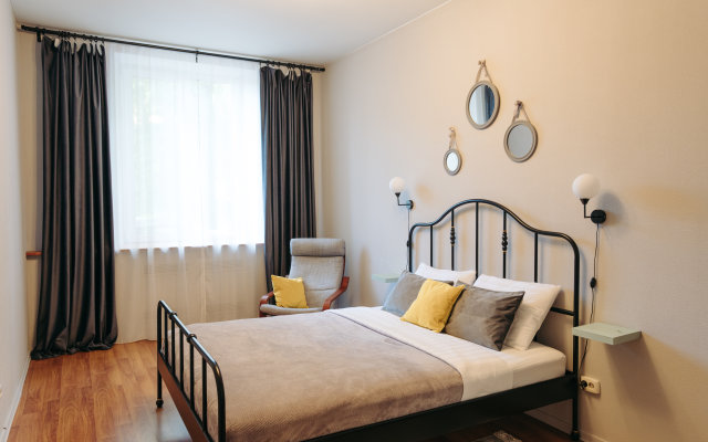 Апартаменты двухкомнатные Live in Karelia в центре у набережной Ленина 3