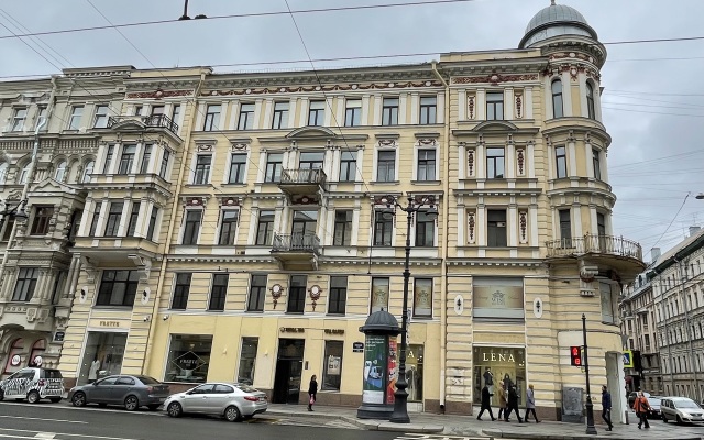 Simple Seasons Nevsky Furnished rooms