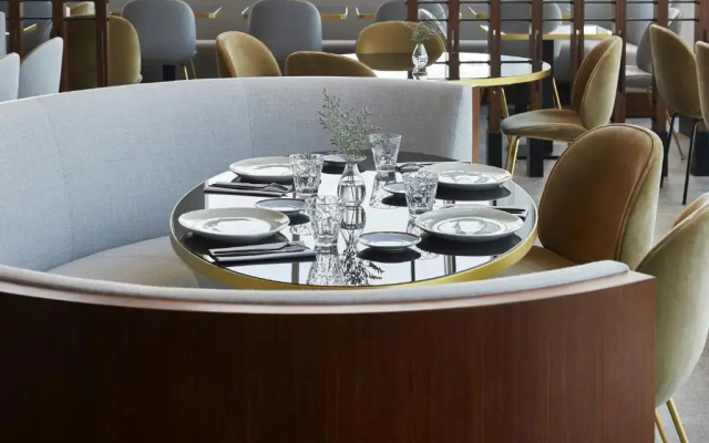 FORM  Dubai, Dubai, a Member of Design s