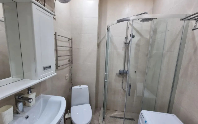 Studiya S Basseynom Zhk Morskoy Kvartal G8 Flat