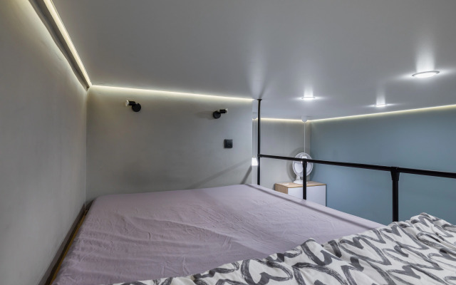 Semeinaya Studiya BombFlat na Gorohovoy Apartments