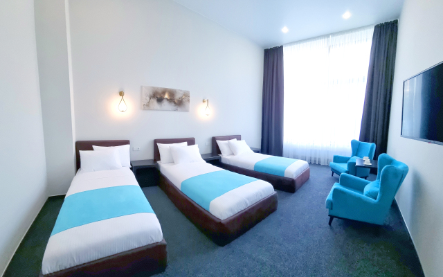 Kristall Hotel