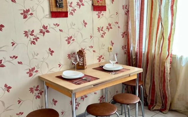 Квартира Уютная возле парка Гафури