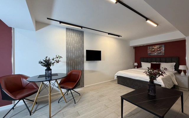 Tiny Modern Home In 1st Floor, Saryan Apartments