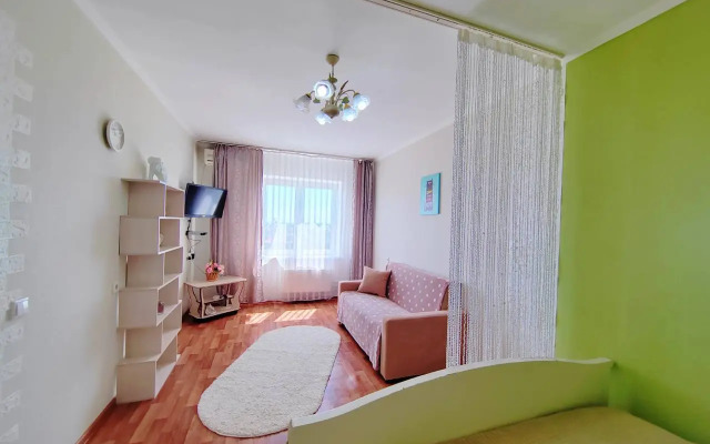 Апартаменты на Надежды 3