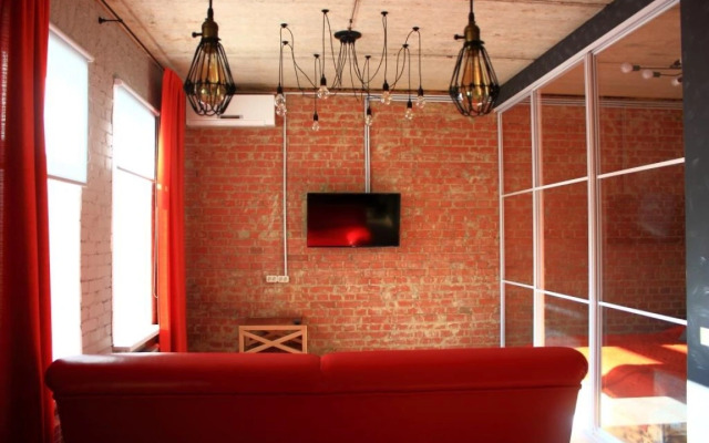 On Demonstracii Studiya Apartment