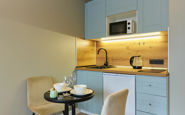 430 Leninskiy Pr 158 Apartments