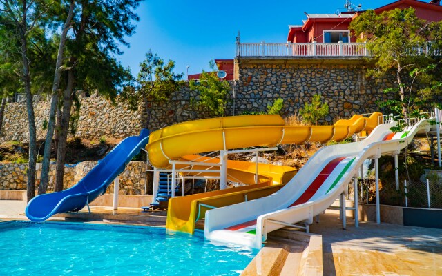 Senza Garden Holiday Club Hotel