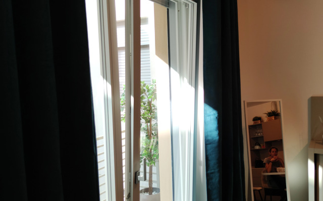 Апартаменты The Rabbit Hole