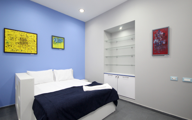Opera/Parpetsi Apartments