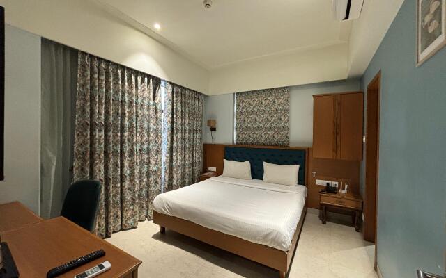 Fisco The Hub Link Hotel